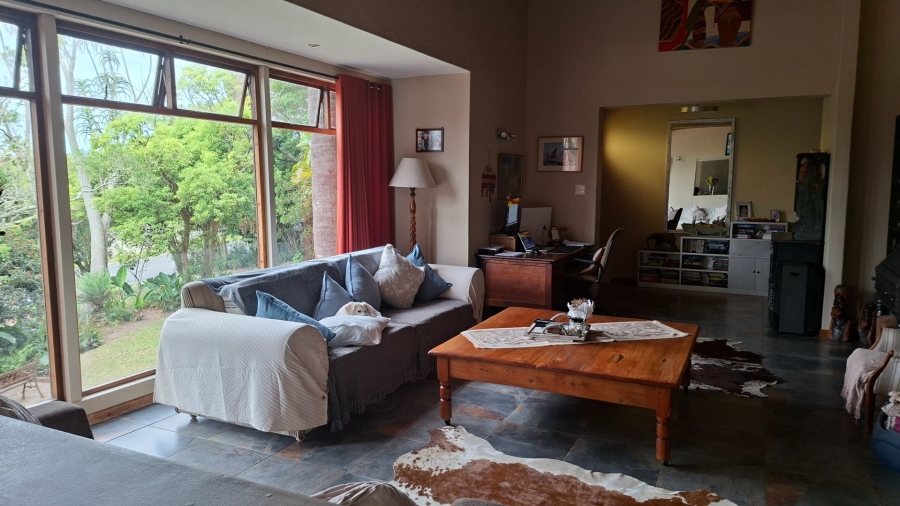 4 Bedroom Property for Sale in Beacon Bay North Eastern Cape